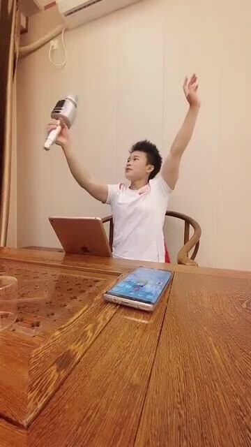 奥运冠军唱歌是什么水平